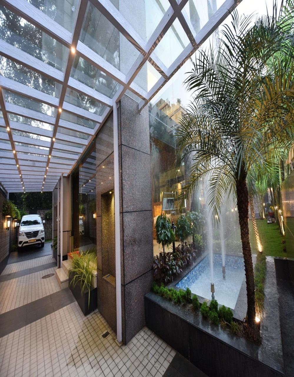 The Corporate Hotel Kolkata Exterior photo